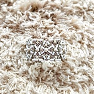 White, Pearl, Rhinestone Stretch Bracelet, Costume Jewelry